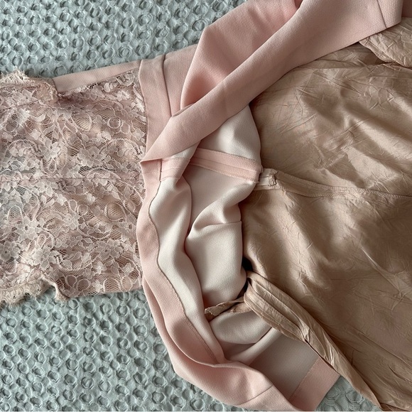 BCBGeneration Blush Lace Overlay - Picture 4 of 6